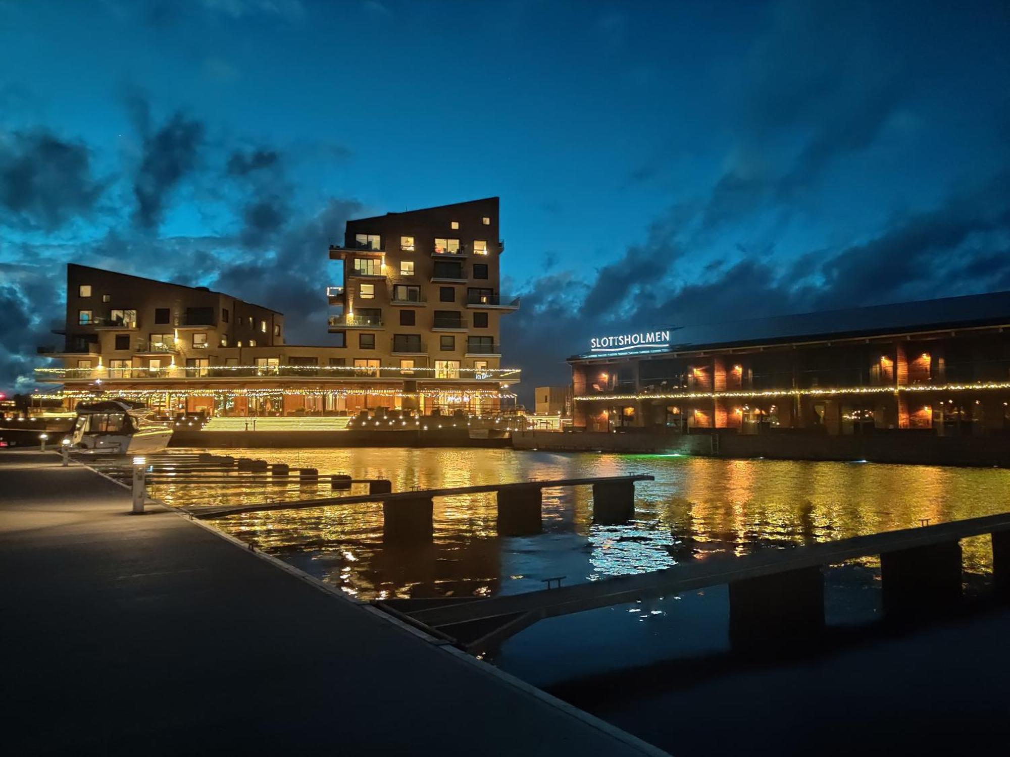 Slottsholmen Hotell Och Restaurang Västervik Eksteriør bilde